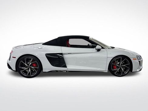 Used 2022 Audi R8 V10 performance image 6
