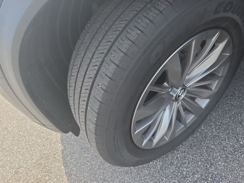 Used 2025 MAZDA CX-90 3.3 Turbo w/ Preferred Package image 32