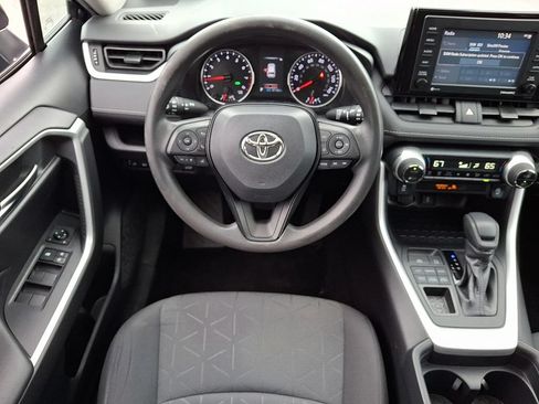 Used 2020 Toyota RAV4 XLE w/ Convenience Package AWD/4WD image 2