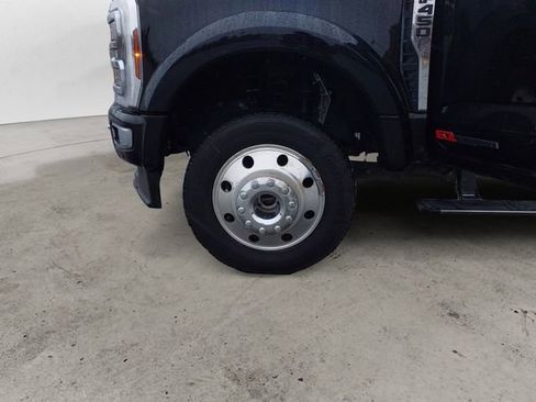 Certified 2024 Ford F450 Platinum w/ FX4 Off-Road Package AWD/4WD image 14