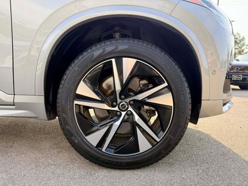 Used 2023 Volvo XC90 T8 Plus image 8