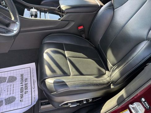 Used 2024 Jeep Grand Cherokee Overland w/ Luxury Tech Group IV image 23