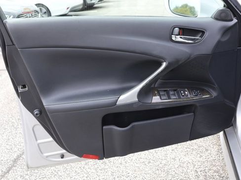 Used 2009 Lexus IS 250 AWD image 12