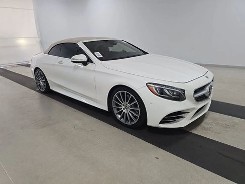 Used 2017 Mercedes-Benz S 550 Cabriolet image 3