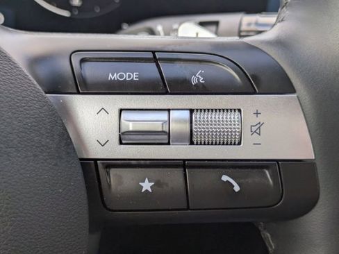 Certified 2025 Hyundai Santa Cruz Limited image 26