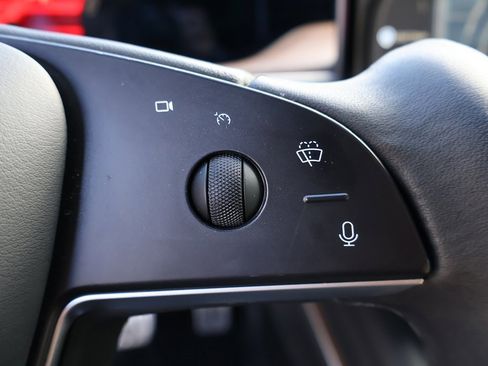 Used 2022 Tesla Model S image 47