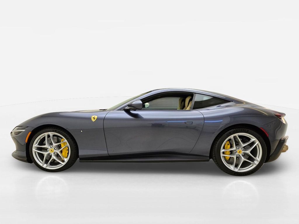 Used 2021 Ferrari Roma RWD image 12
