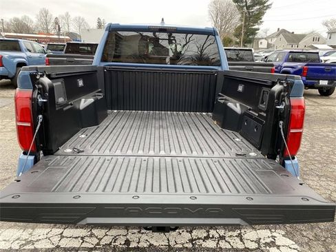 New 2026 Toyota Tacoma TRD Off-Road image 5