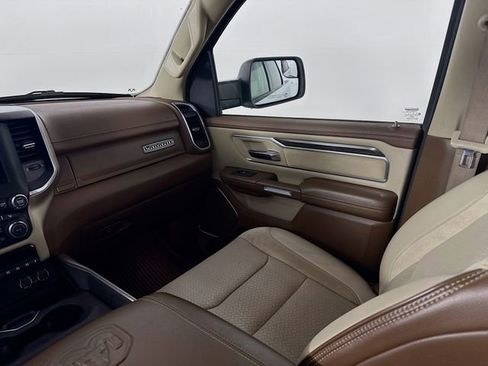 Used 2019 RAM 1500 Laramie AWD/4WD image 27