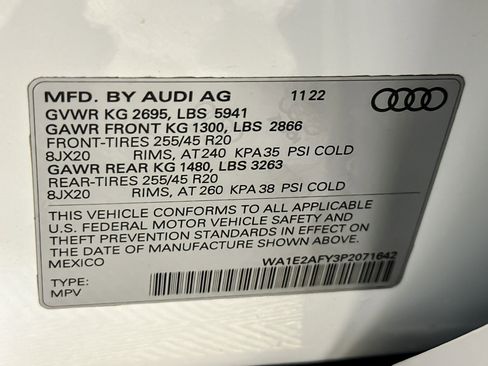 Used 2023 Audi Q5 e Premium Plus w/ Premium Plus Package image 26