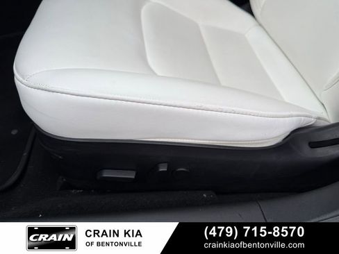 Used 2020 Tesla Model 3 Long Range image 10