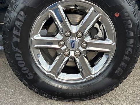 Used 2025 Ford F150 XLT w/ Equipment Group 301A Standard image 11