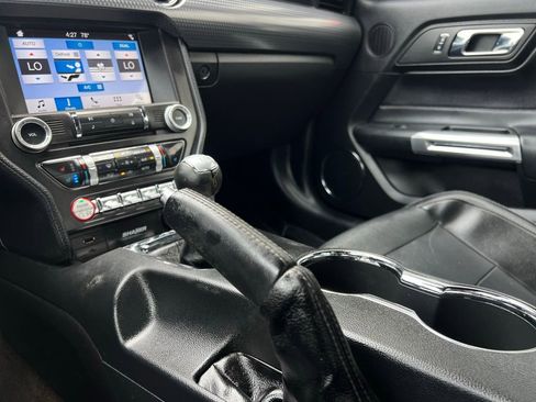 Used 2017 Ford Mustang GT Premium w/ GT Performance Package image 41