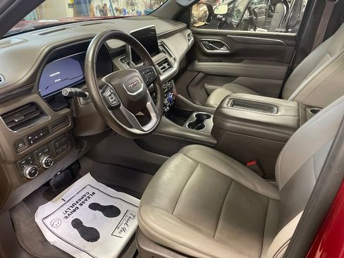 Certified 2023 GMC Yukon SLT w/ Max Trailering Package AWD/4WD image 10