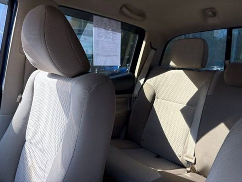 Used 2015 Toyota Tacoma PreRunner w/ SR5 Package image 25