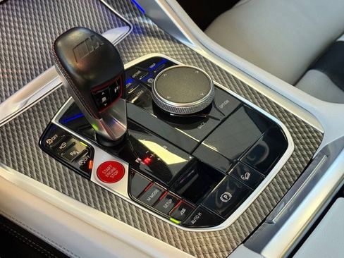 Used 2022 BMW X6 M Competition w/ Competition Package image 38