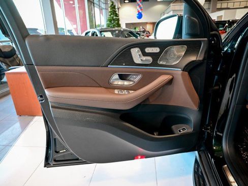 Used 2024 Mercedes-Benz GLE 53 AMG AMG GLE 53, 22'' Wheels, Drive image 16