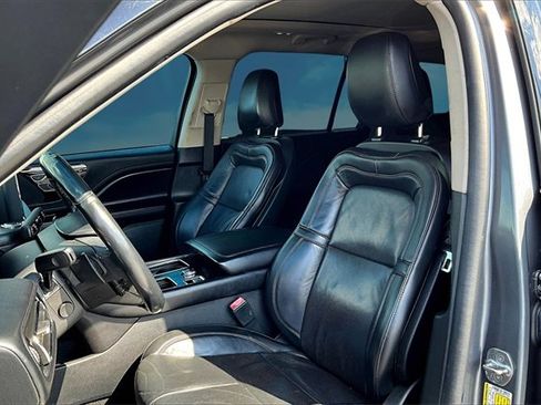 Used 2021 Lincoln Aviator Reserve w/ Equipment Group 208A image 25