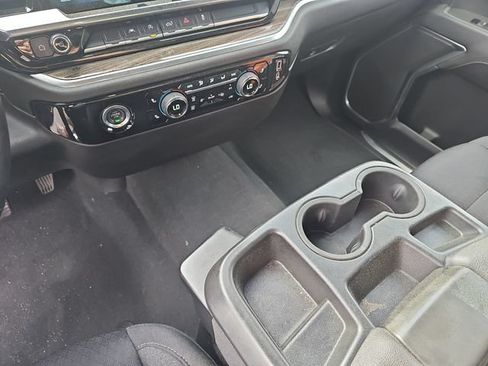 Used 2023 Chevrolet Silverado 1500 LT AWD/4WD image 22