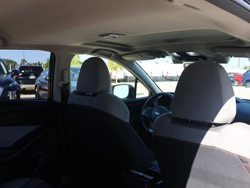 Used 2019 Subaru Crosstrek 2.0i Premium image 18