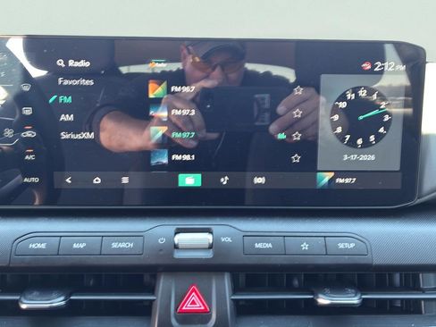 Certified 2025 Kia K4 EX image 30