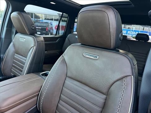 New 2026 GMC Acadia Denali Ultimate AWD/4WD image 31