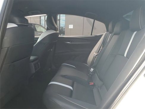 Used 2025 Toyota Camry SE w/ Convenience Package image 11