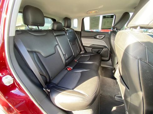 Used 2022 Jeep Compass Latitude image 26