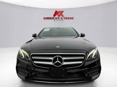 Used 2019 Mercedes-Benz E 300 w/ Premium 1 Package image 9