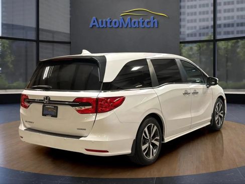 Used 2023 Honda Odyssey Touring image 10