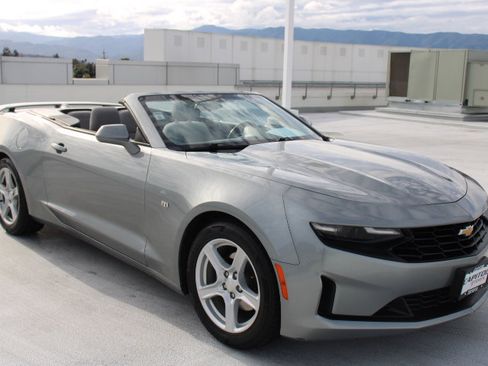 Used 2023 Chevrolet Camaro LT image 9