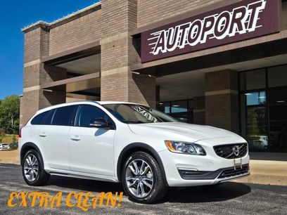 Used 2018 Volvo V60 T5 Cross Country w/ Convenience Package