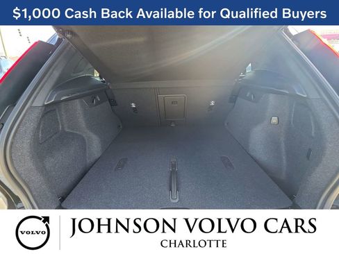 New 2026 Volvo XC40 B4 Plus w/ Protection Package Premier FWD image 12
