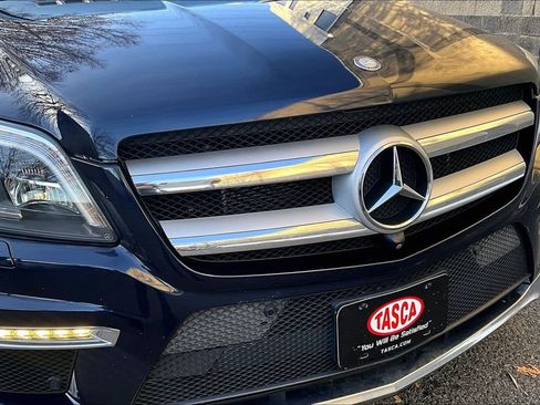 Used 2016 Mercedes-Benz GL 550 4MATIC image 34
