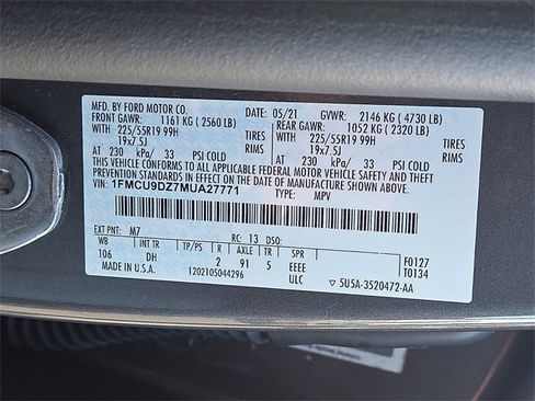 Used 2021 Ford Escape Titanium w/ Titanium Elite Package image 27