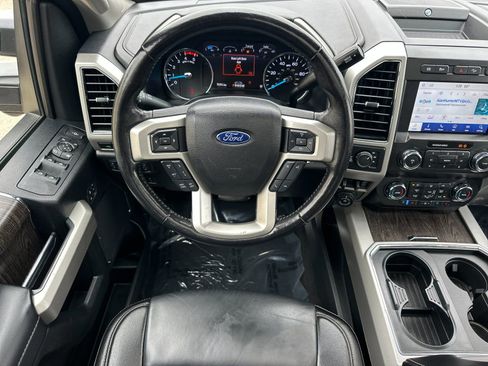 Used 2021 Ford F250 Lariat AWD/4WD image 17