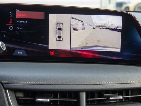 Used 2025 Cadillac CT5 V image 18