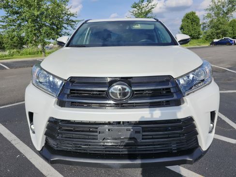Used 2018 Toyota Highlander SE AWD/4WD image 13