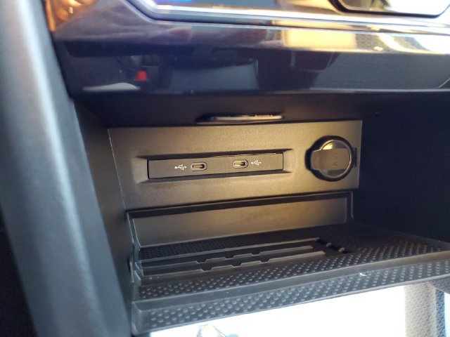 Certified 2026 Volkswagen Taos SE FWD image 27