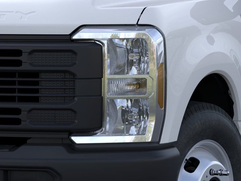New 2025 Ford F350 XL RWD image 18