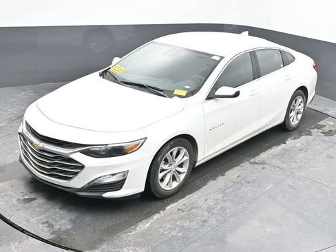 Used 2025 Chevrolet Malibu LT image 38