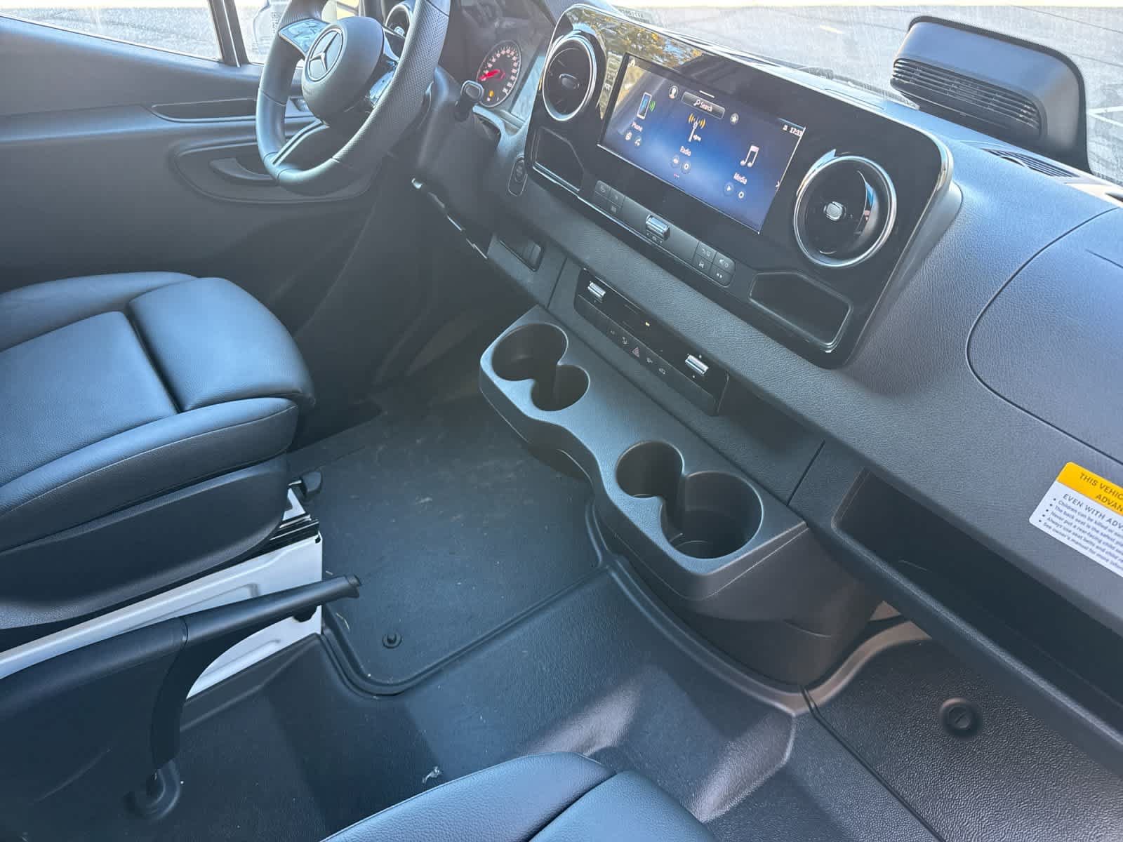 New 2025 Mercedes-Benz Sprinter 2500 image 15