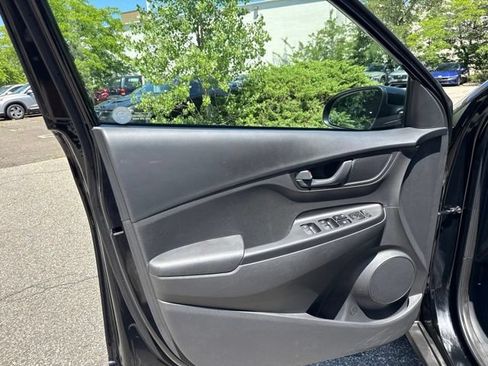 Used 2023 Hyundai Kona SEL w/ Cargo Package AWD/4WD image 32