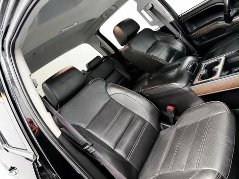 Used 2017 GMC Sierra 2500 Denali w/ Duramax Plus Package AWD/4WD image 19