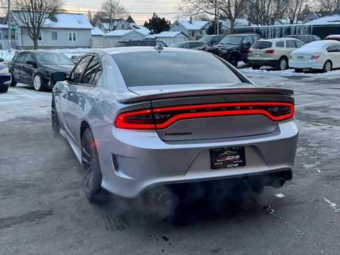 Used 2020 Dodge Charger Scat Pack w/ Dynamics Package image 10
