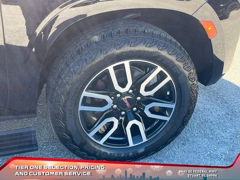 Used 2023 GMC Yukon AT4 image 21