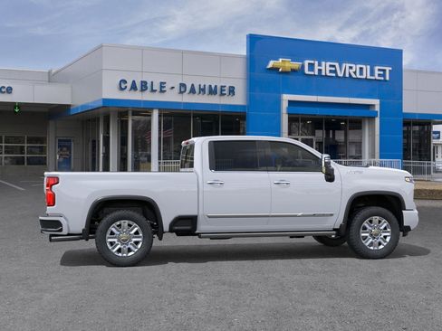 New 2026 Chevrolet Silverado 2500 High Country w/ High Country Premium Package AWD/4WD image 5
