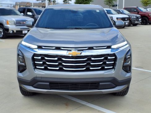 Used 2025 Chevrolet Equinox LT image 4