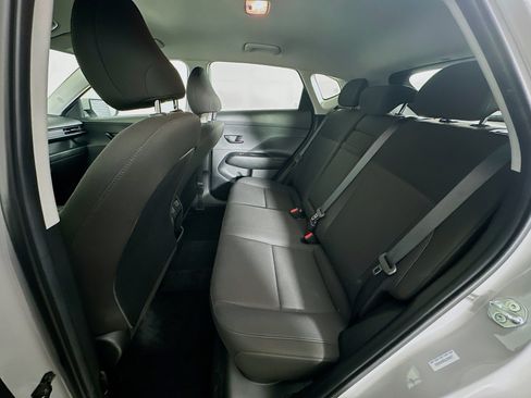 Used 2025 Hyundai Kona SEL FWD image 28