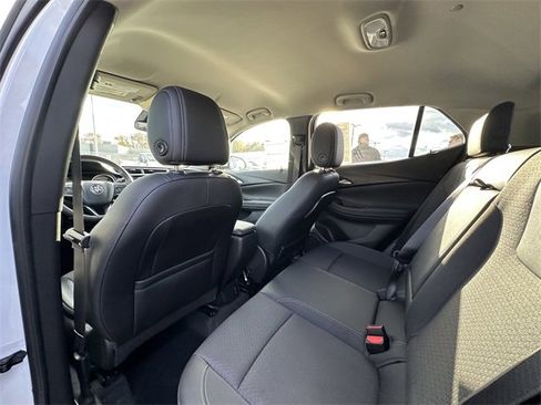 Used 2023 Buick Encore GX Select w/ Sport Touring Package image 18